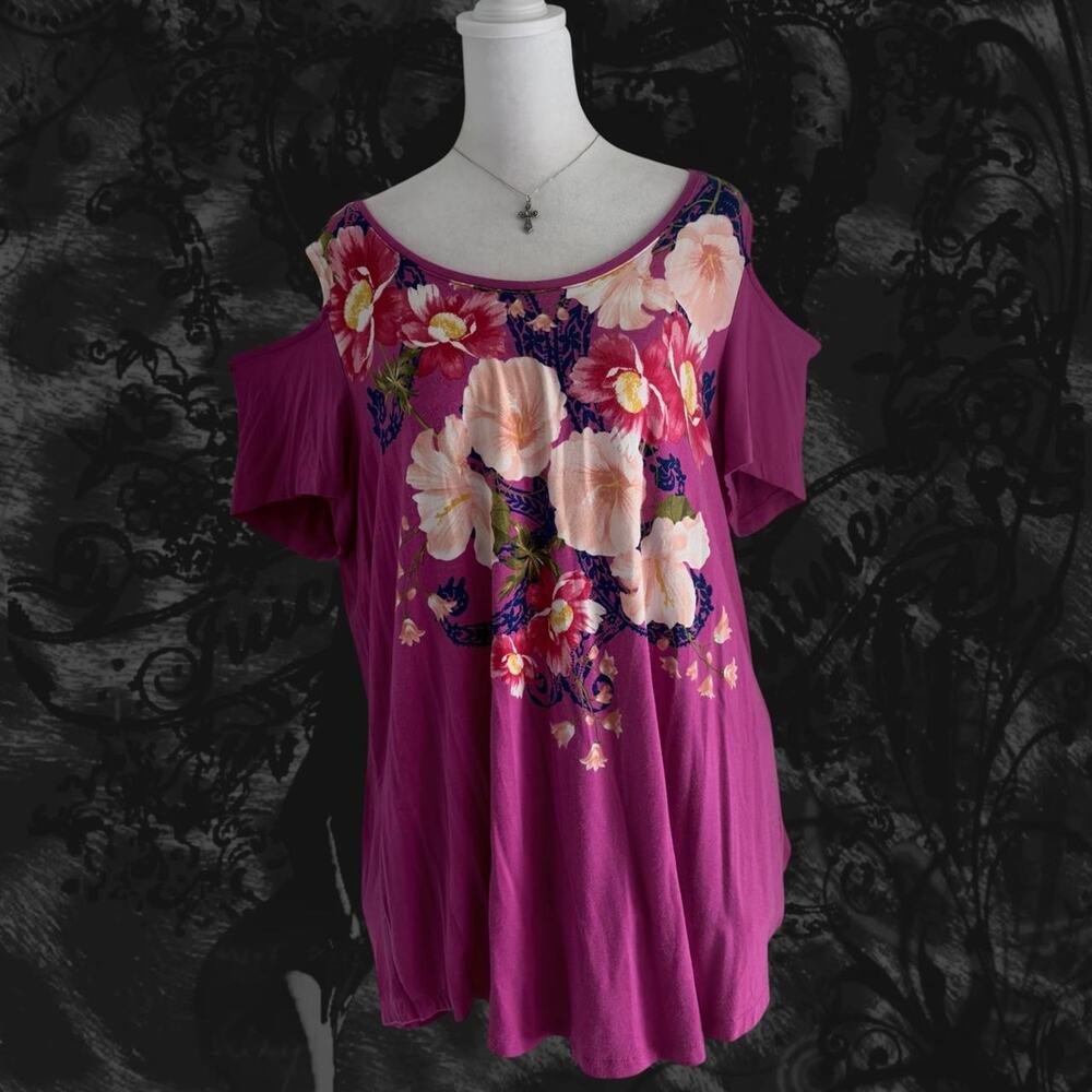 open cut shoulders florals bloom fairy boho whimsical vivid crimson pink top